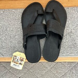 Black TOMS sandals- never been worn!